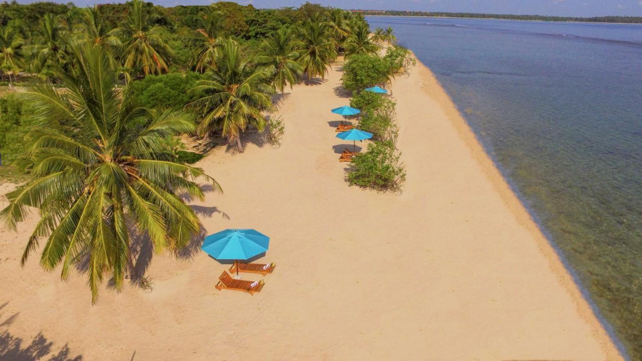 Breeze Pasikudah Hotell Passikudah Exteriör bild
