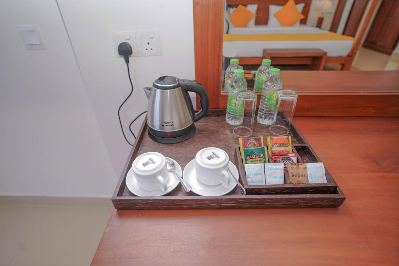 Breeze Pasikudah Hotell Passikudah Exteriör bild