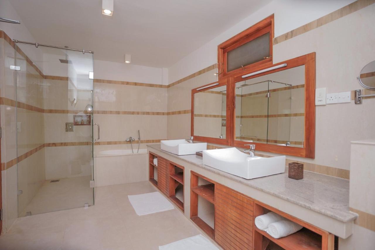 Breeze Pasikudah Hotell Passikudah Exteriör bild