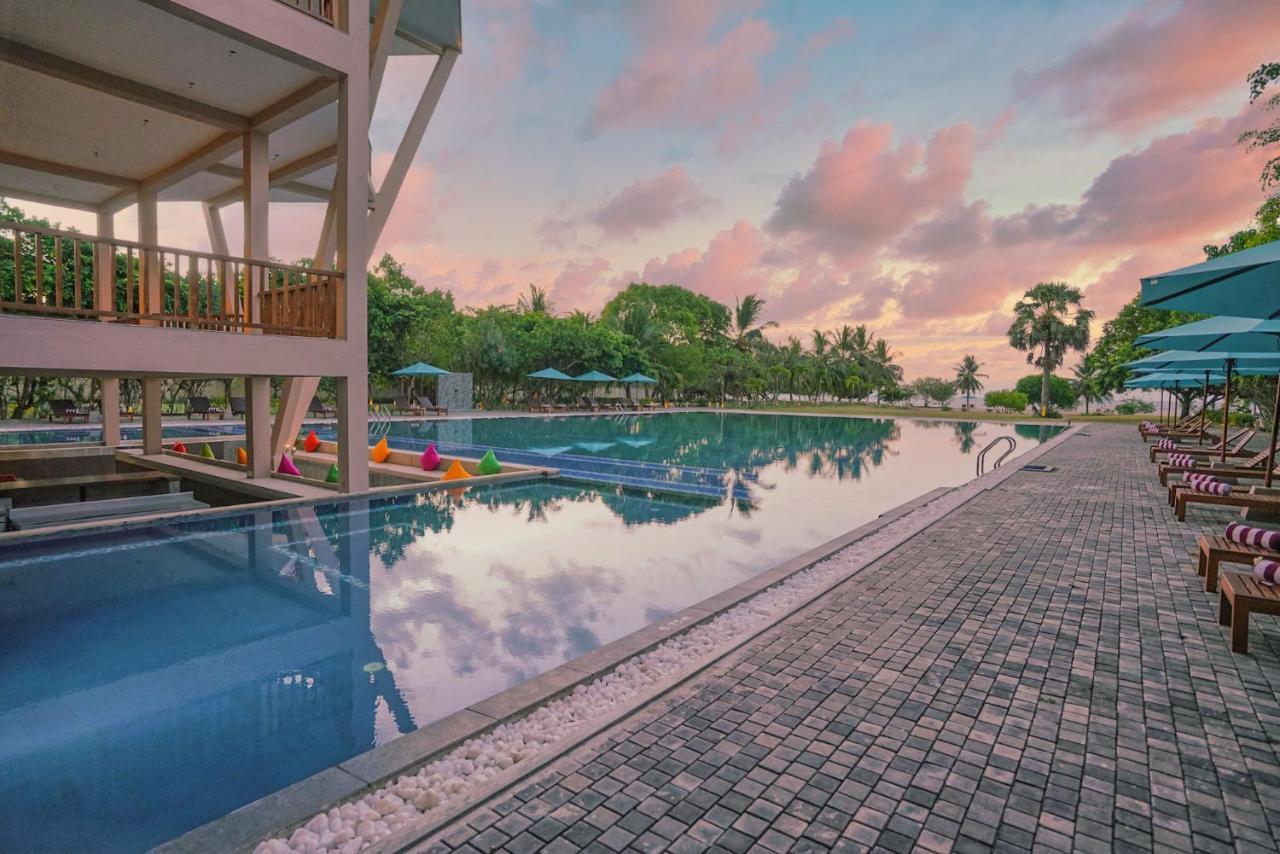 Breeze Pasikudah Hotell Passikudah Exteriör bild