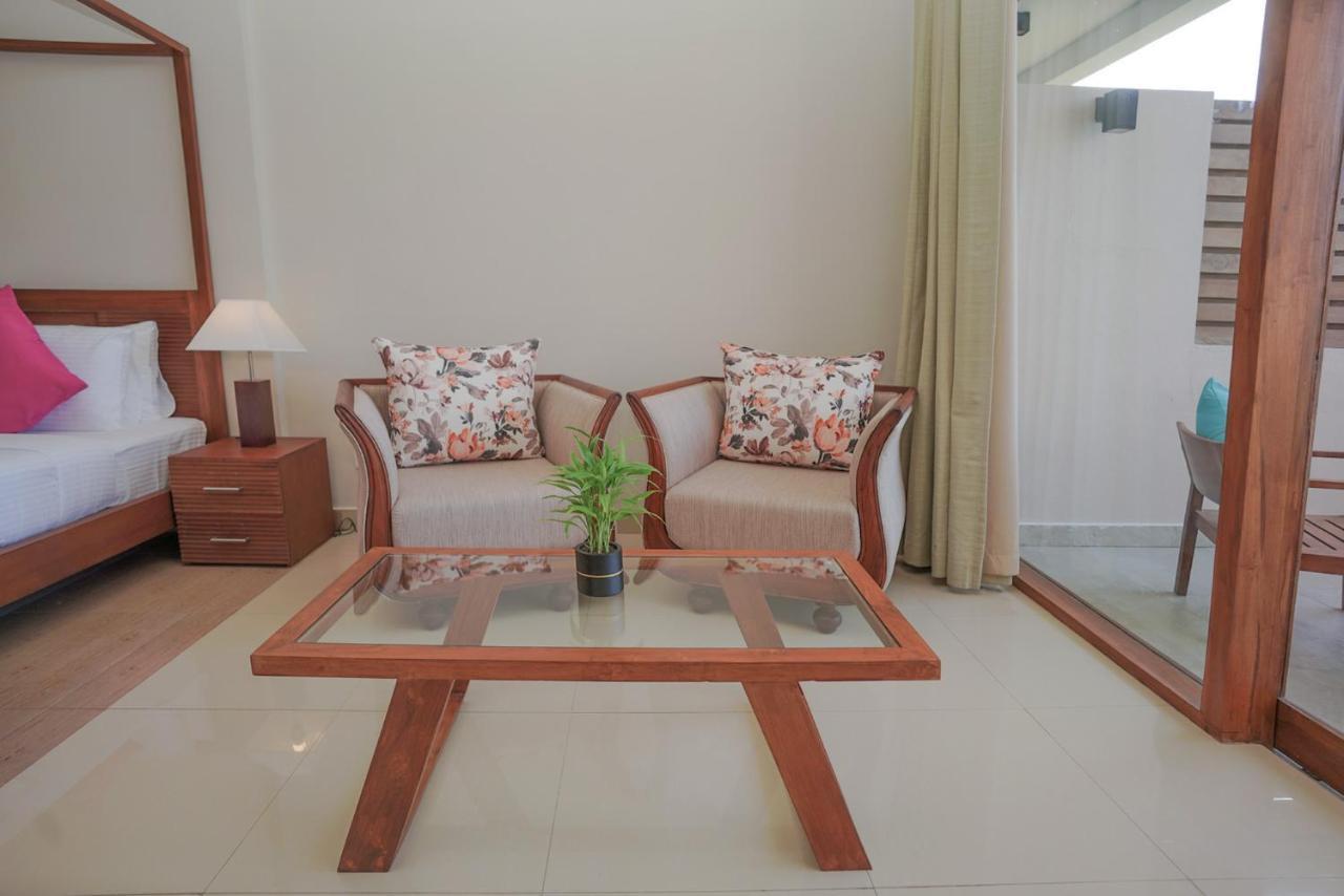 Breeze Pasikudah Hotell Passikudah Exteriör bild